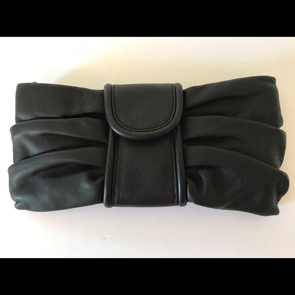 Banana Republic leather clutch - Picture 9 of 9